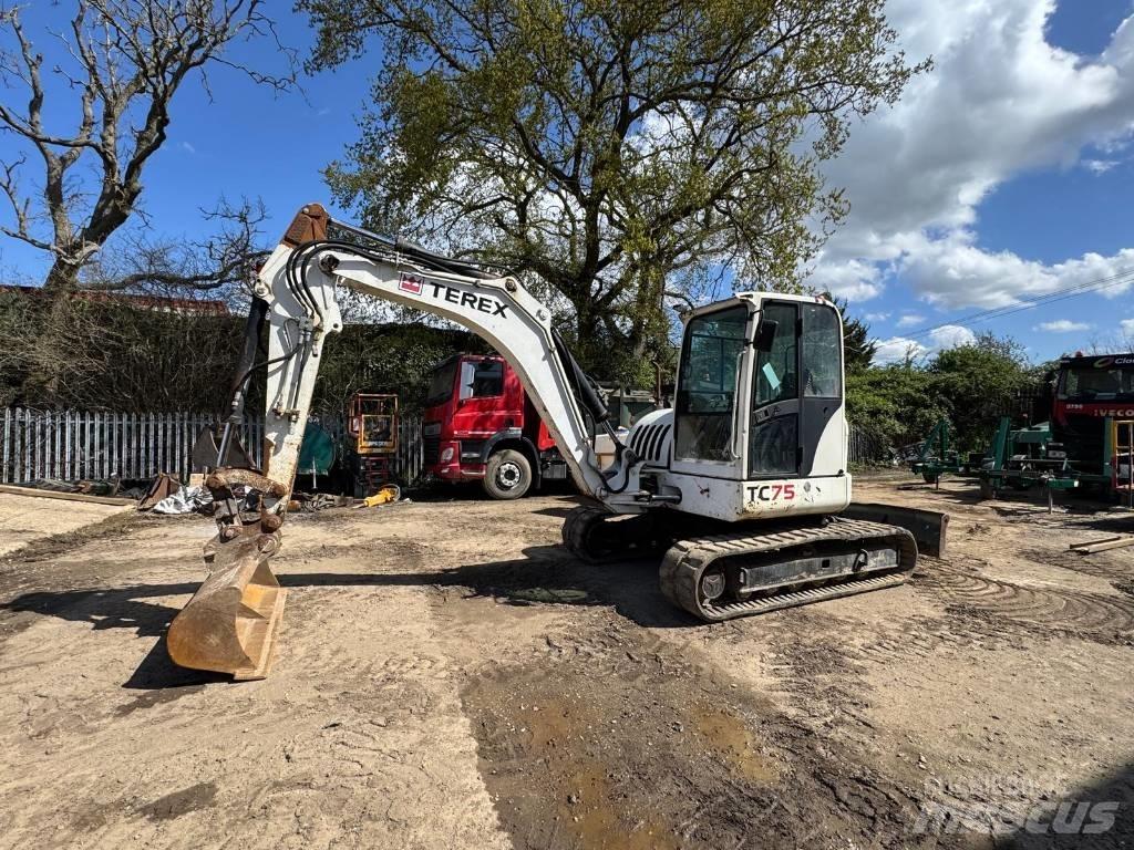 Terex TC 75 Середні екскаватори 7т. - 12т.