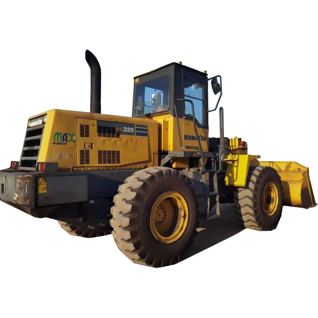 Komatsu WA 320-3 Фронтальні навантажувачі