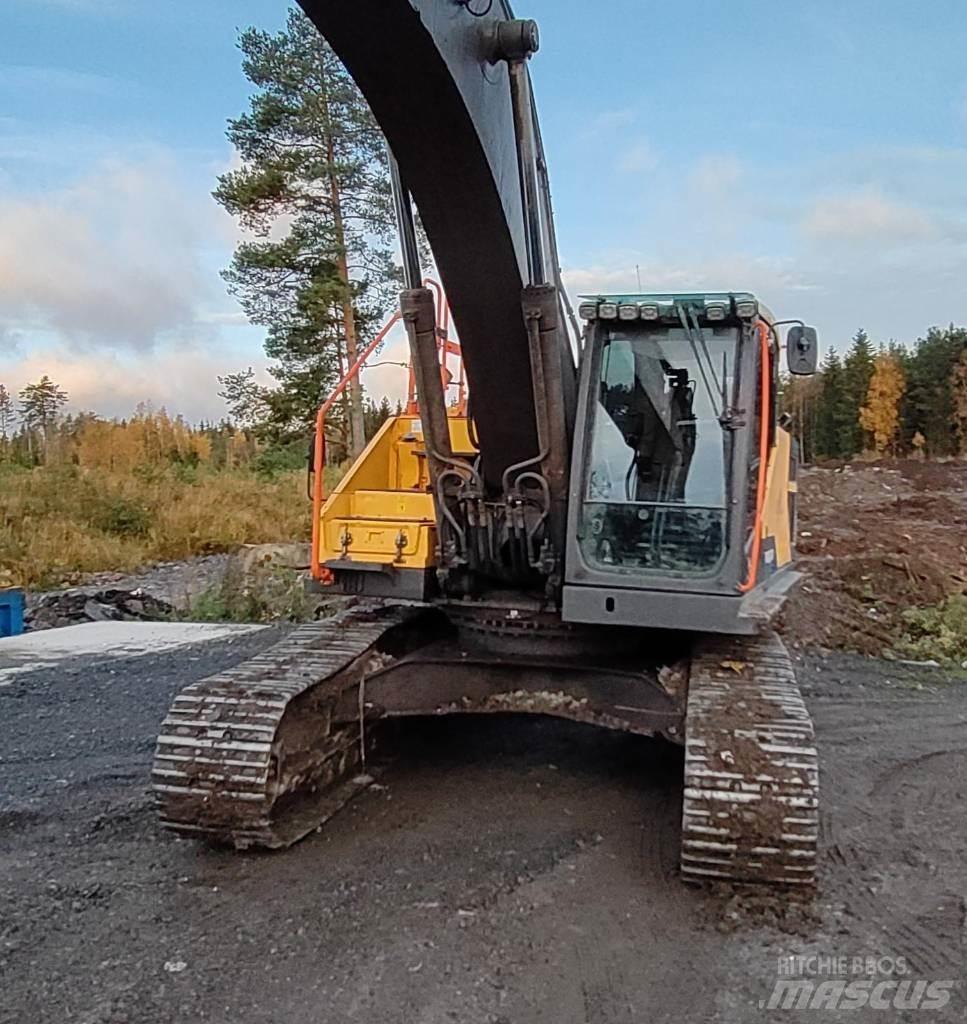 Volvo EC 300EL Гусеничні екскаватори
