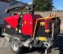 TP 280 Подрібнювачі деревини