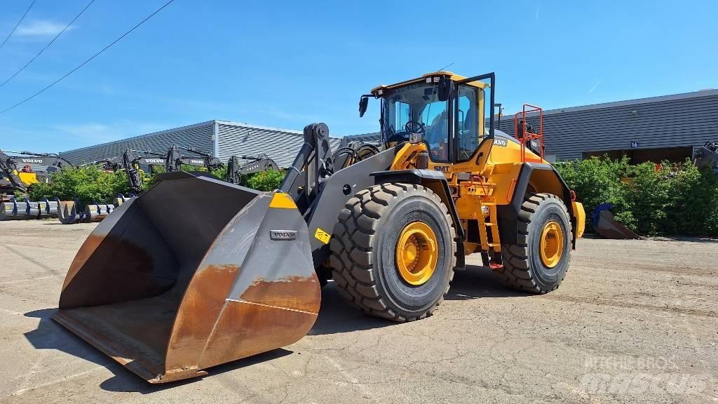 Volvo L 220 H Фронтальні навантажувачі