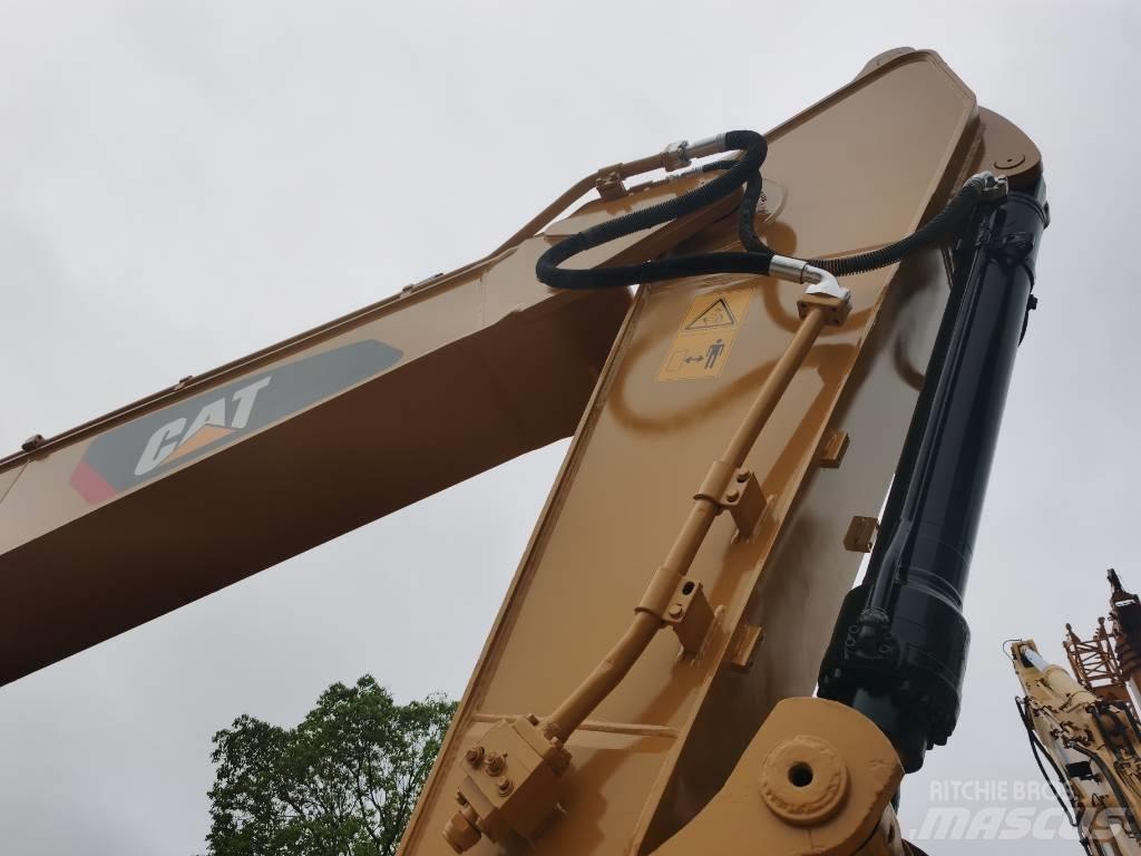 CAT 330 D L Гусеничні екскаватори