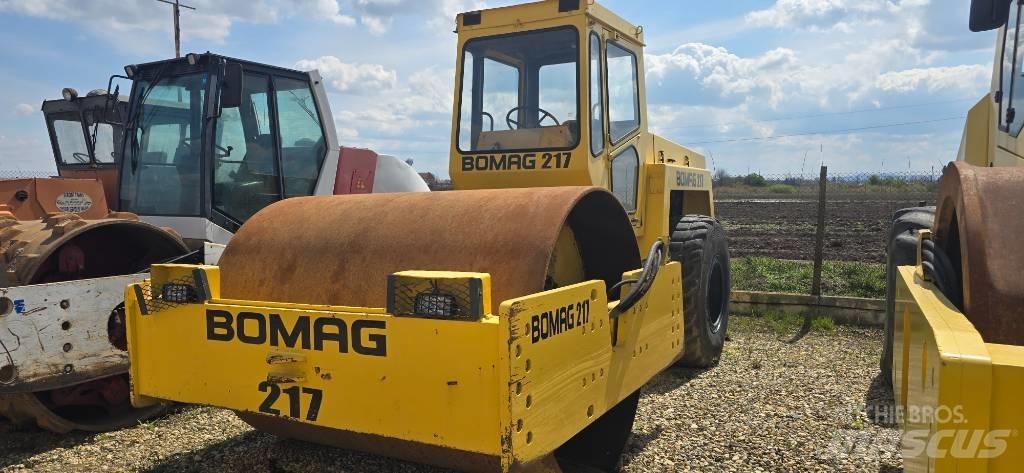 Bomag BW 217 D Грунтові котки
