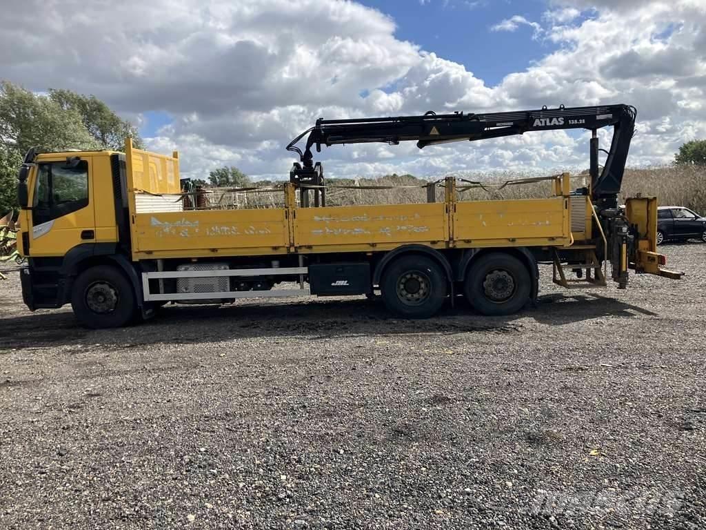 Iveco Stralis 310 Шасі з кабіною