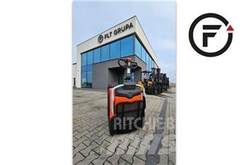 BT LPE200 Візки для перевезення піддонів