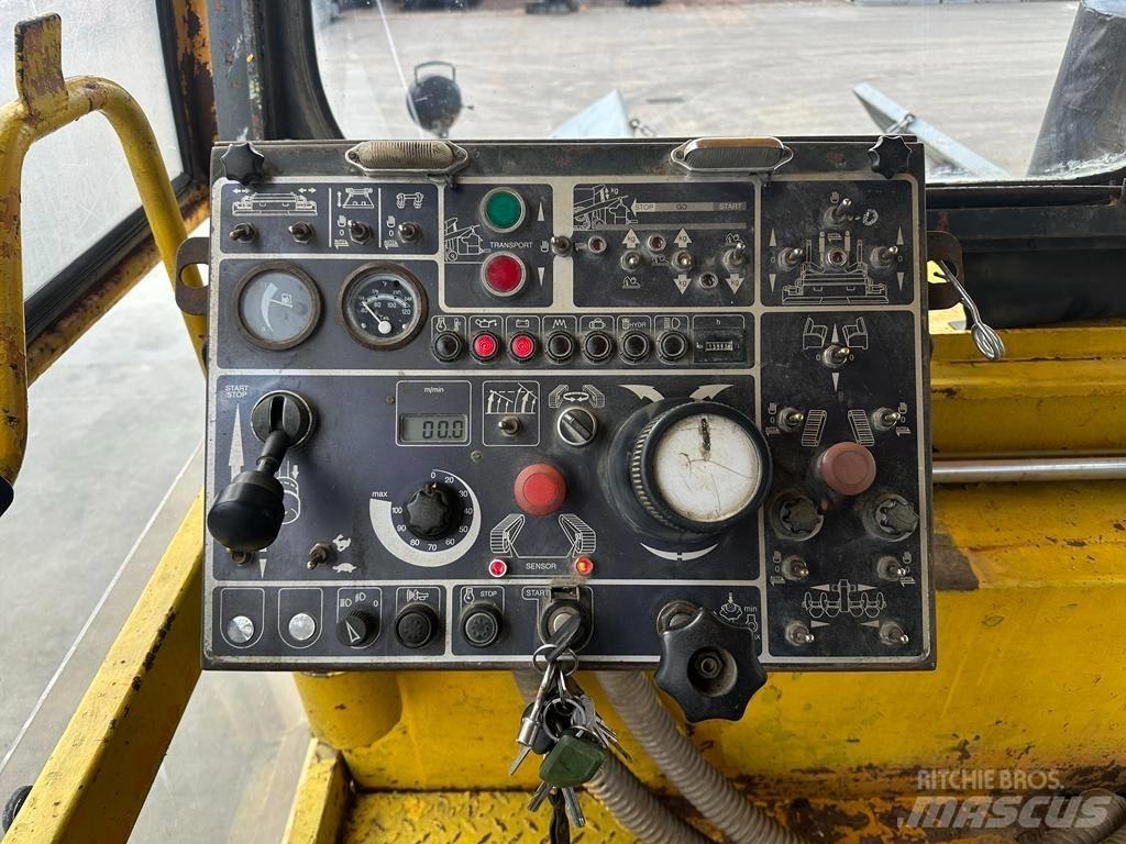 Demag DF 140 C Асфальтовкладачі