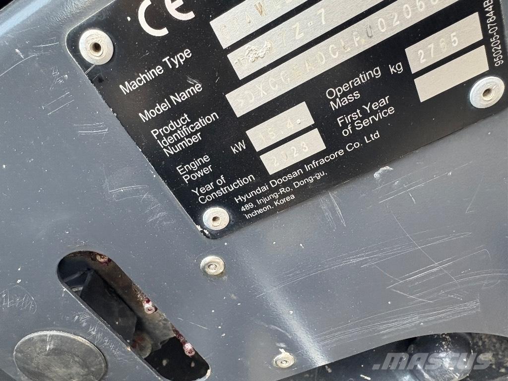 Doosan DX 27 Z Міні-екскаватори < 7т