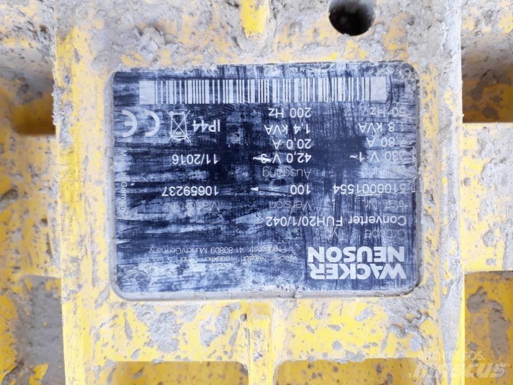 Wacker Neuson FUH20 Агрегати для відливання бетонних блоків