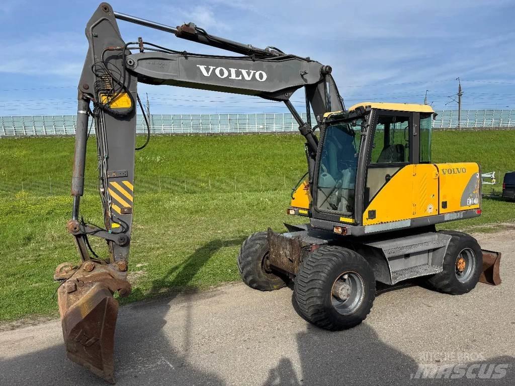 Volvo EW140 Колісні екскаватори