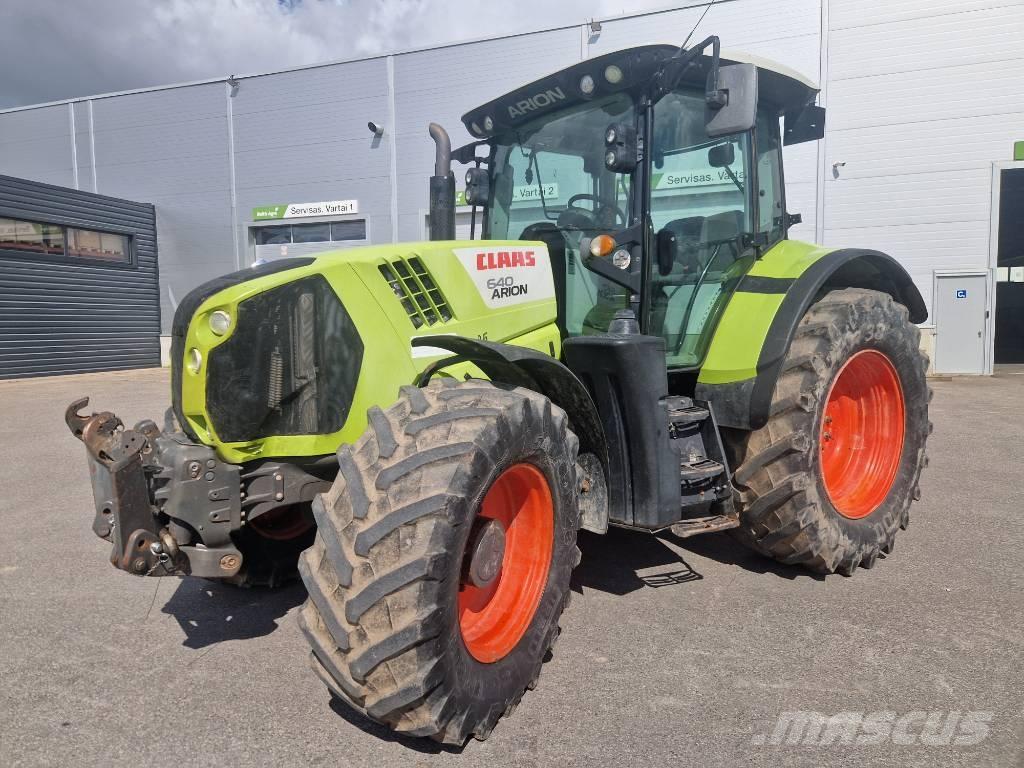 CLAAS Arion 640 CIS Трактори