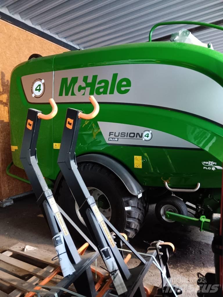 McHale Fusion 4 Plus Рулонні прес-підбирачі
