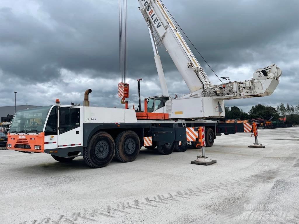 Demag AC 300 автокрани