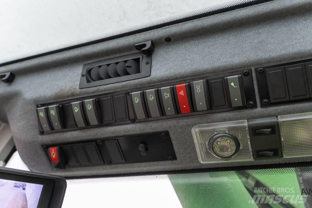 Sennebogen 821 E Колісні екскаватори