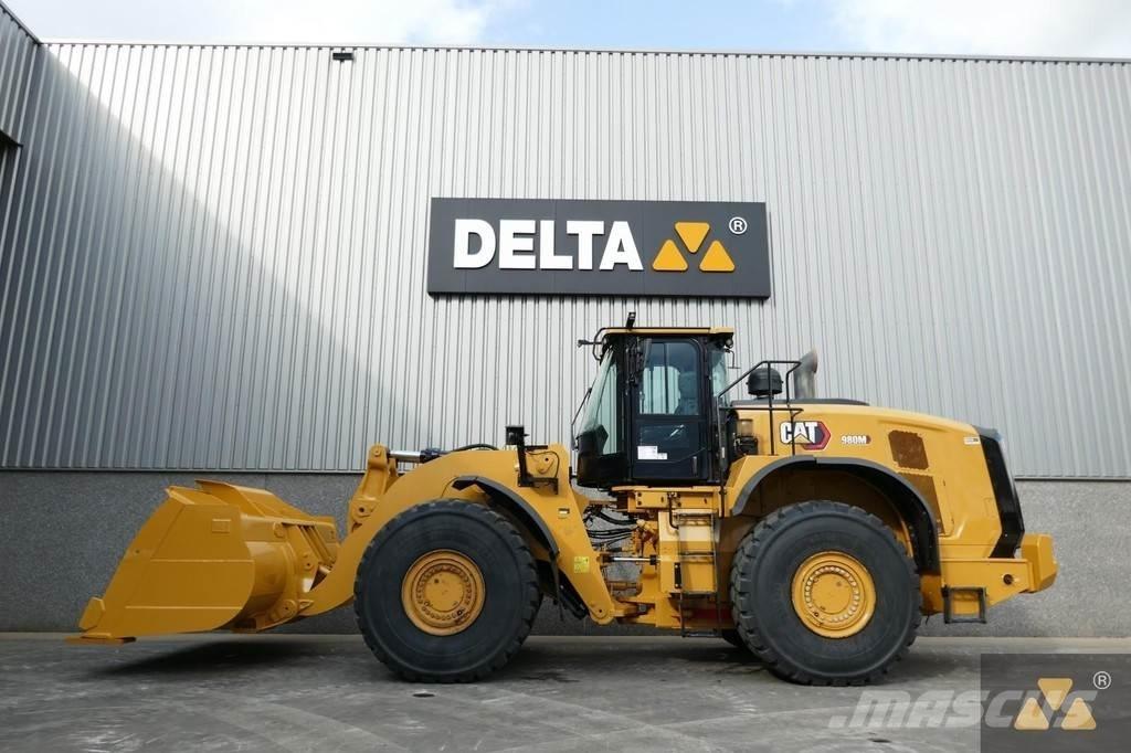 CAT 980M Фронтальні навантажувачі