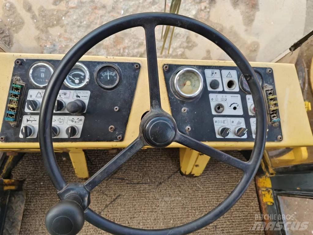 Bomag BW 217 Грунтові котки
