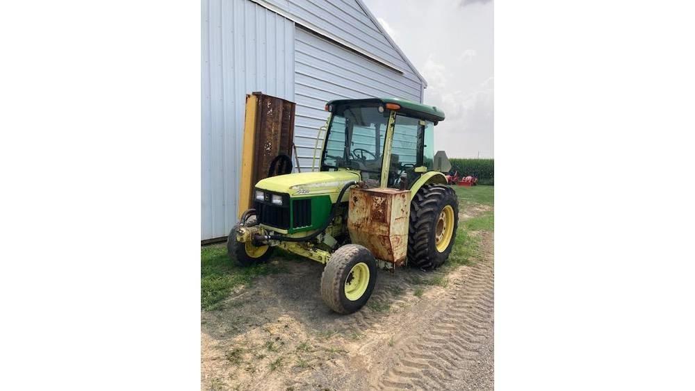 John Deere 5420 Трактори