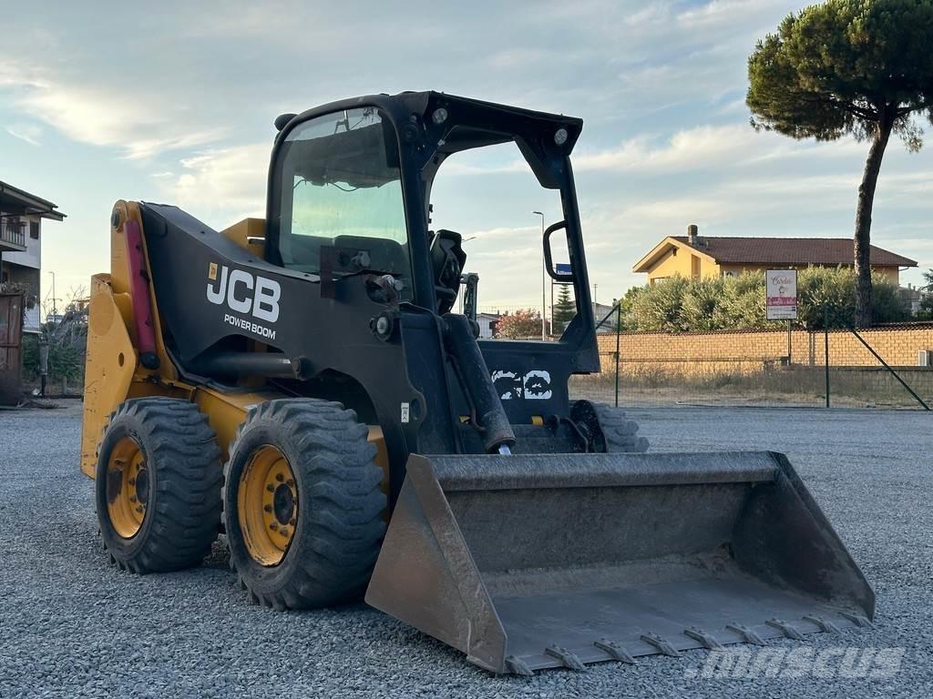 JCB 225 Малі навантажувачі