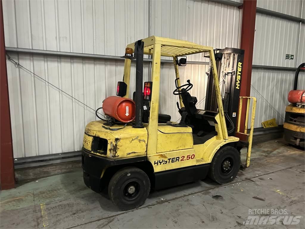 Hyster H2.50XM Газові навантажувачі