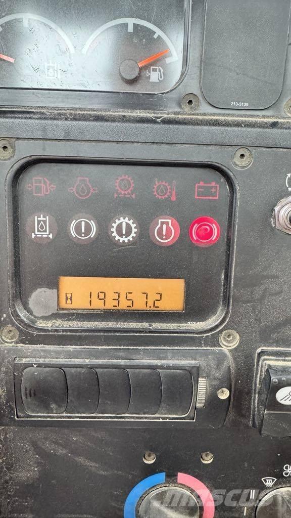 CAT D 6 N LGP Гусеничні бульдозери