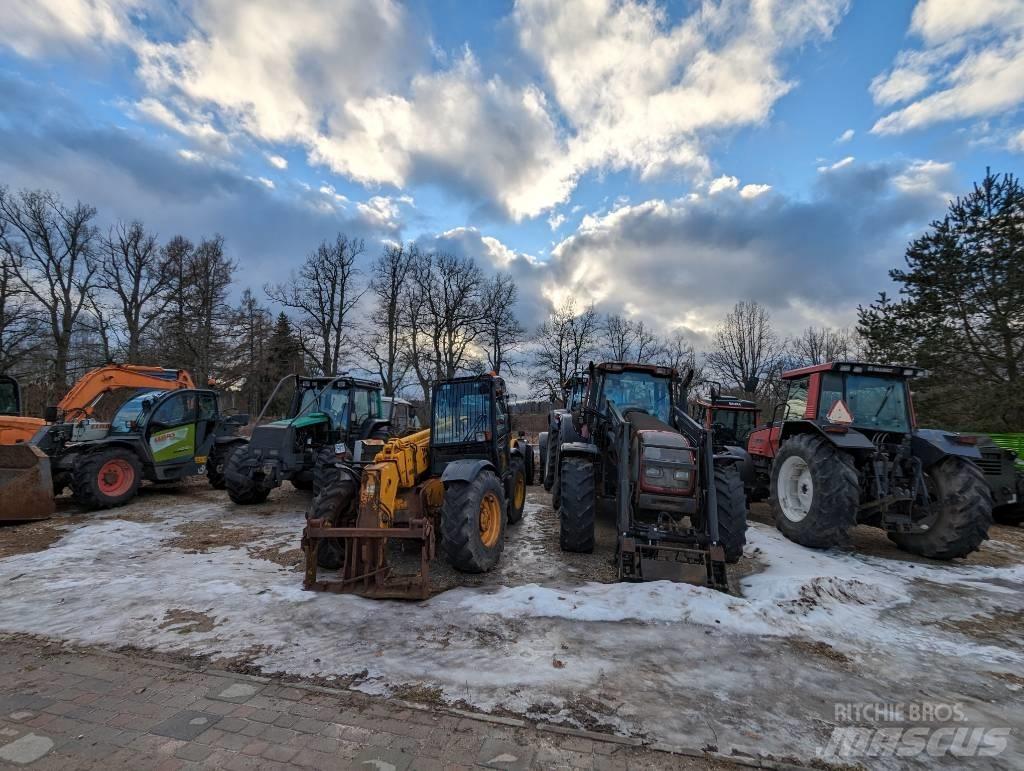 Valtra Valmet 8300 Трактори