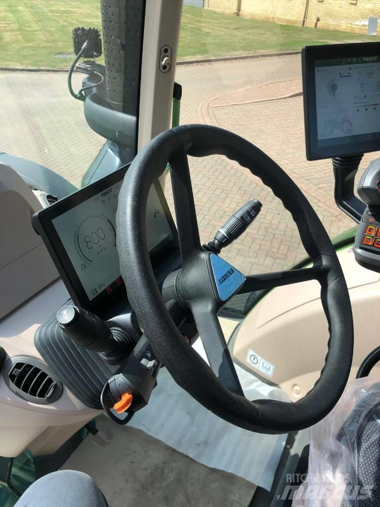 Fendt 718 Vario Трактори