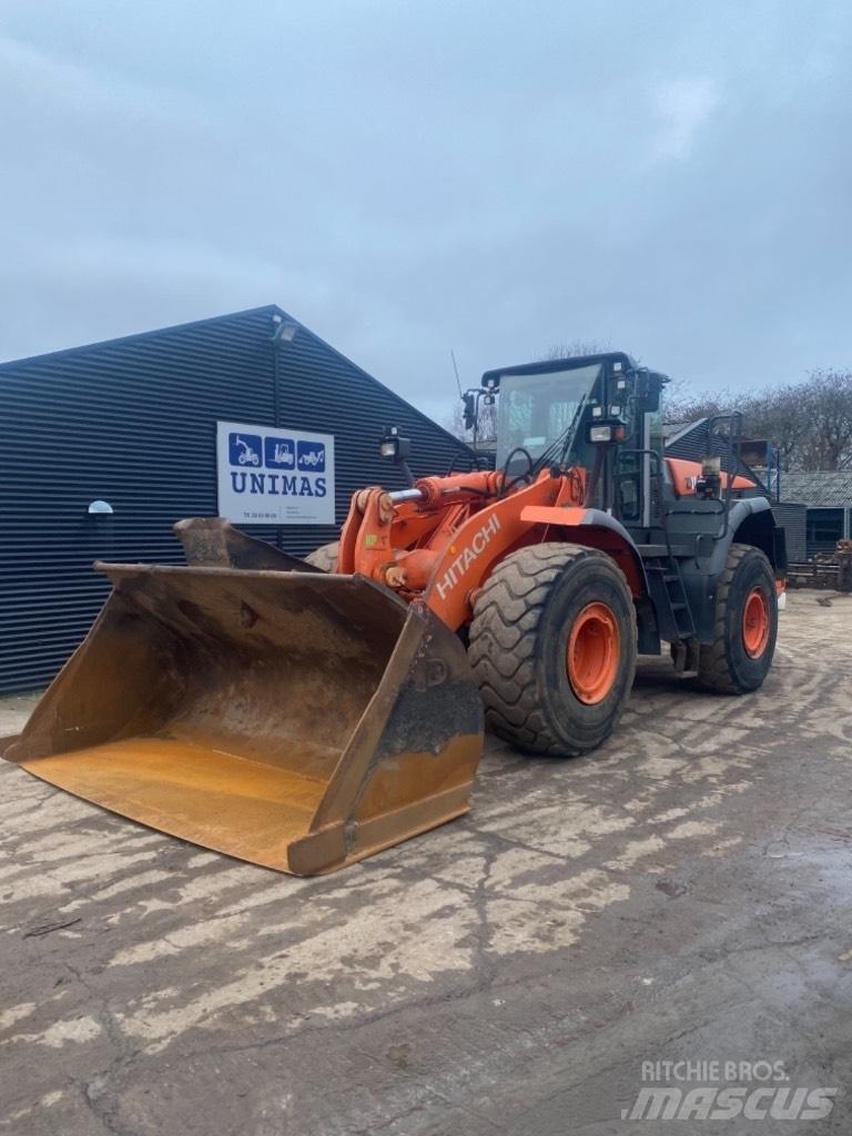 Hitachi ZW 310 Фронтальні навантажувачі