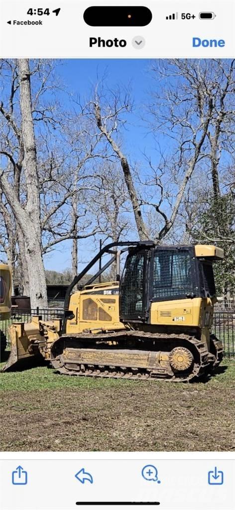 CAT D 5 K LGP DOZER Гусеничні бульдозери