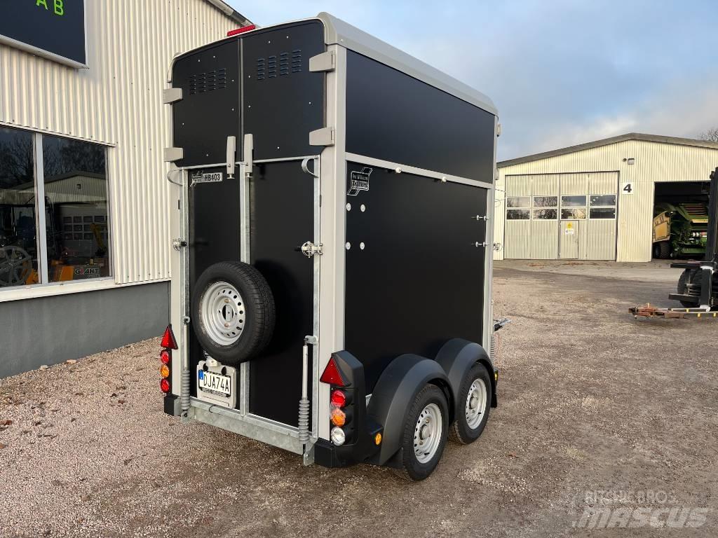 Ifor Williams HB 403 Напівпричепи для транспортування тварин