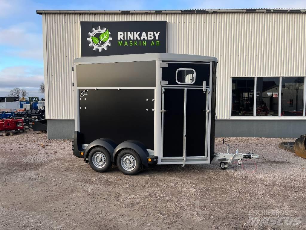 Ifor Williams HB 403 Напівпричепи для транспортування тварин