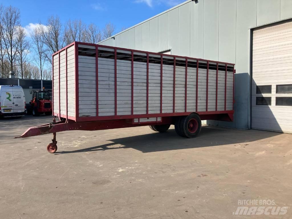 Veewagen  Трейлери для транспортування тварин