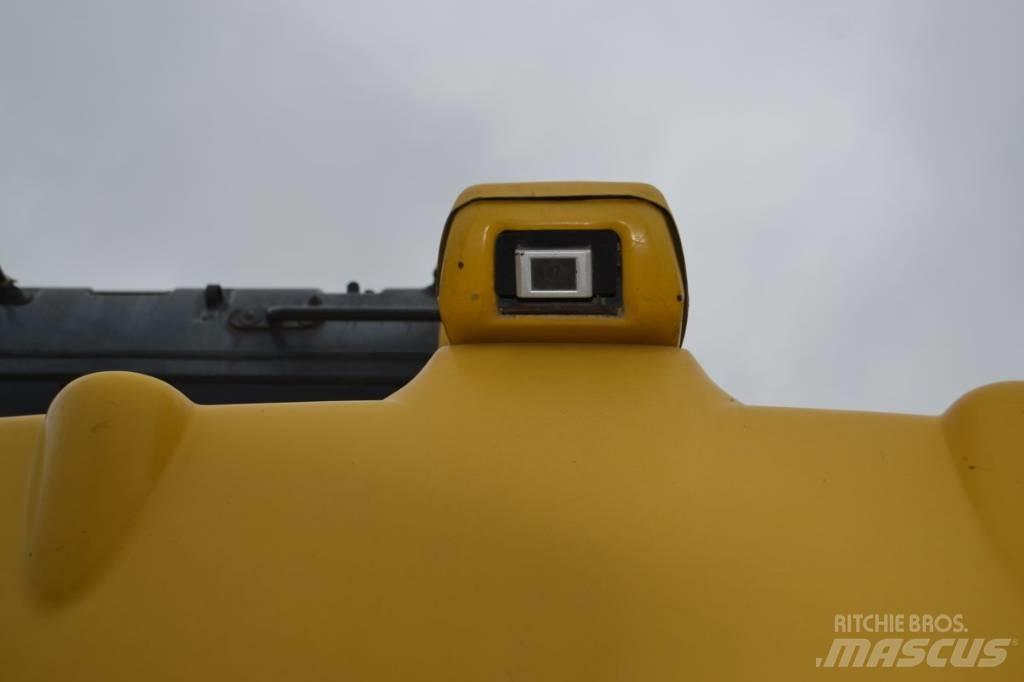 Komatsu PC 138 US-10 Гусеничні екскаватори