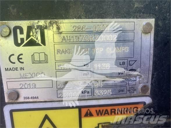 CAT 286930 Щітки