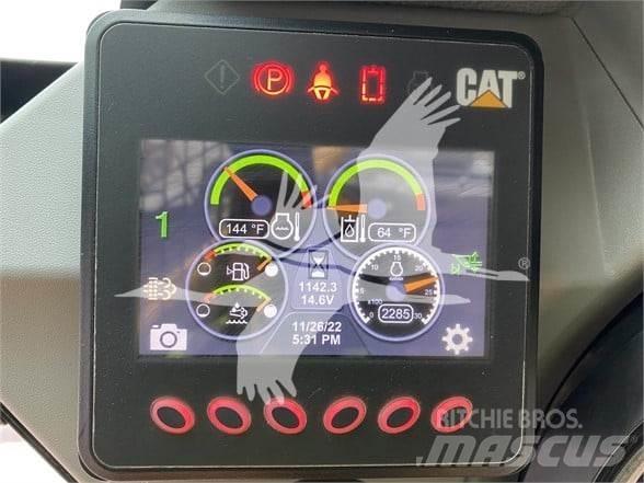 CAT 299D3 Міні-навантажувачі