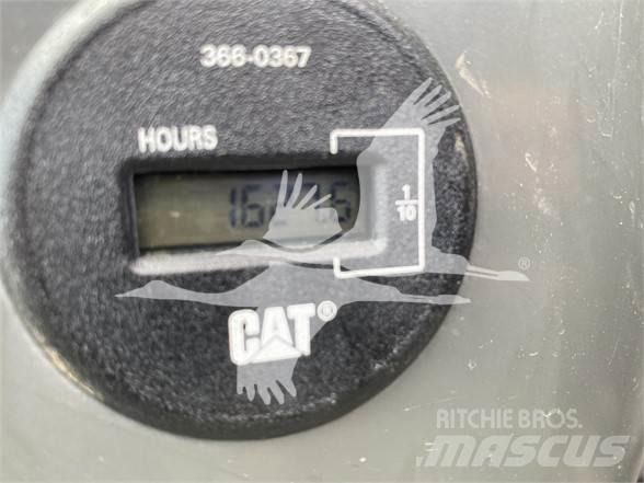 CAT 311FLRR Гусеничні екскаватори
