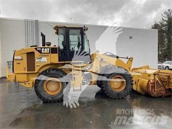 CAT 928H Фронтальні навантажувачі