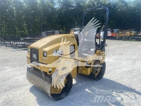CAT CB2.7 GC Грунтові котки