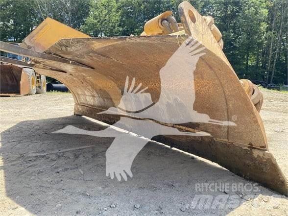 CAT D7E Гусеничні бульдозери