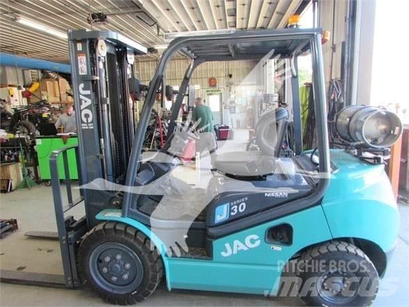JAC CPQYD30 Дизельні навантажувачі