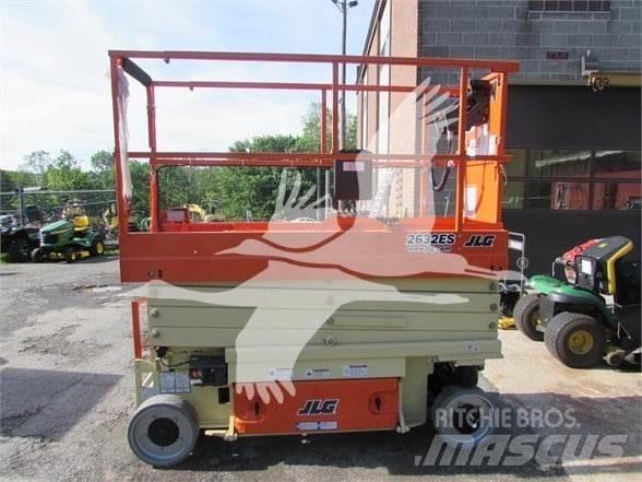 JLG 2632ES Підйомники-ножиці