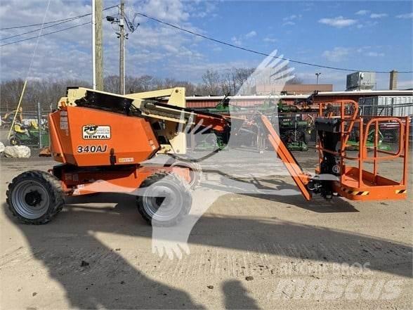 JLG 340AJ Колінчаті підйомники