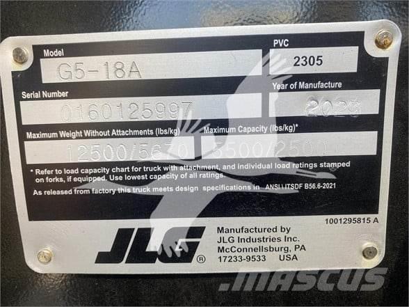 JLG G5-18A Телескопічні навантажувачі