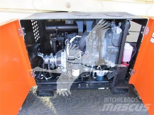 JLG RT3369 Підйомники-ножиці