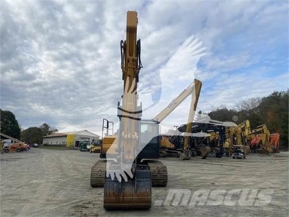Kato HD820 LC Гусеничні екскаватори