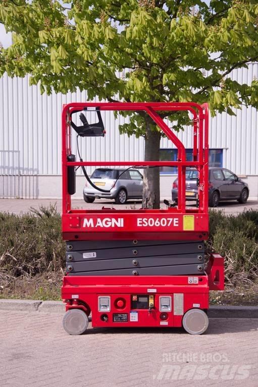 Magni ES0607E Підйомники-ножиці