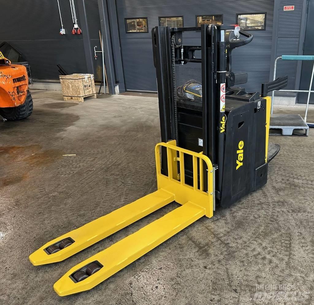 Yale MP20XD Самохідні електроштабелери