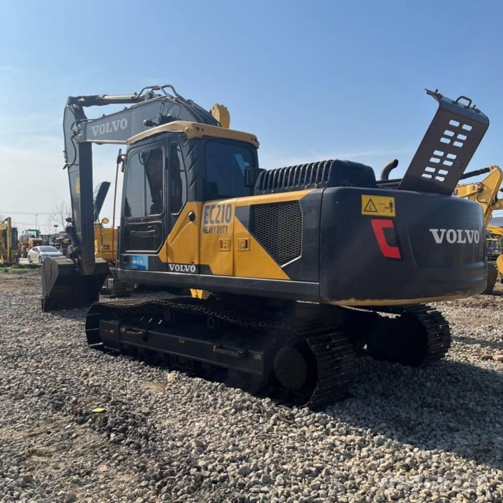 Volvo EC 210 Гусеничні екскаватори