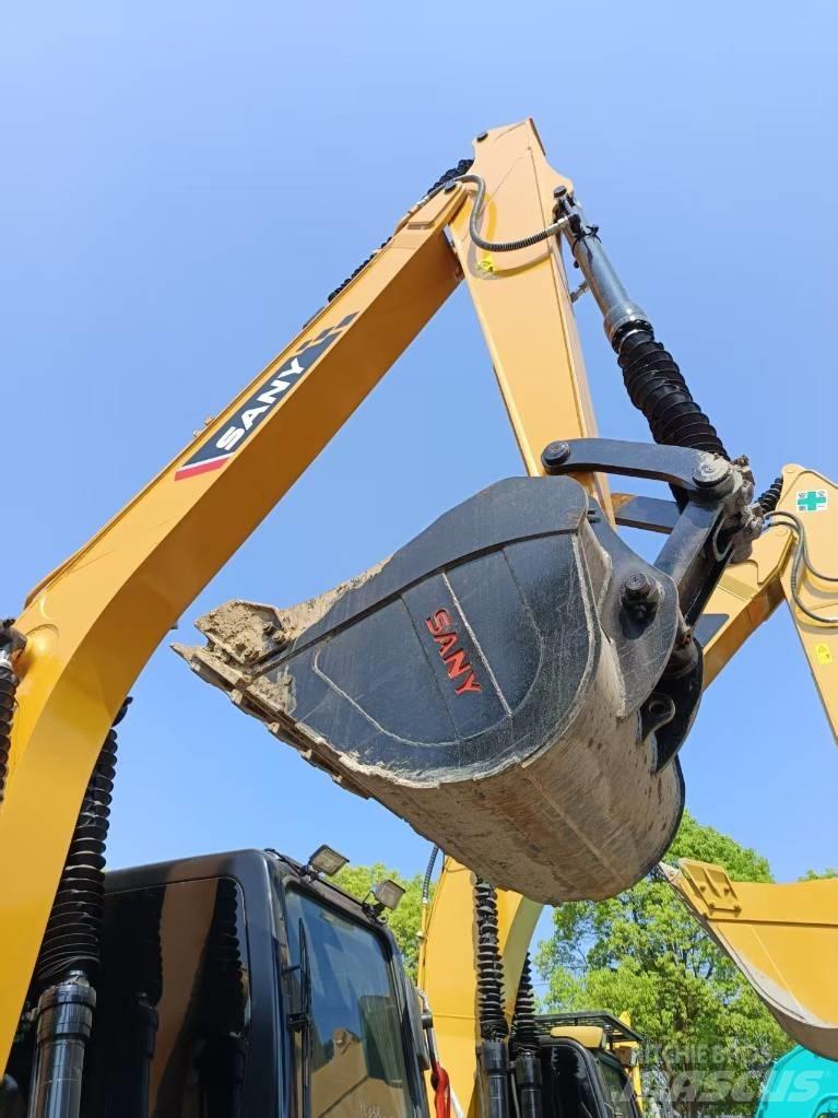 Sany SY135C Гусеничні екскаватори