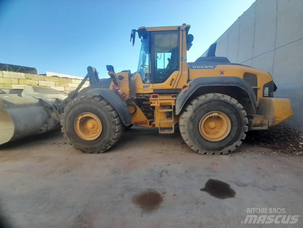 Volvo L 120 H Фронтальні навантажувачі