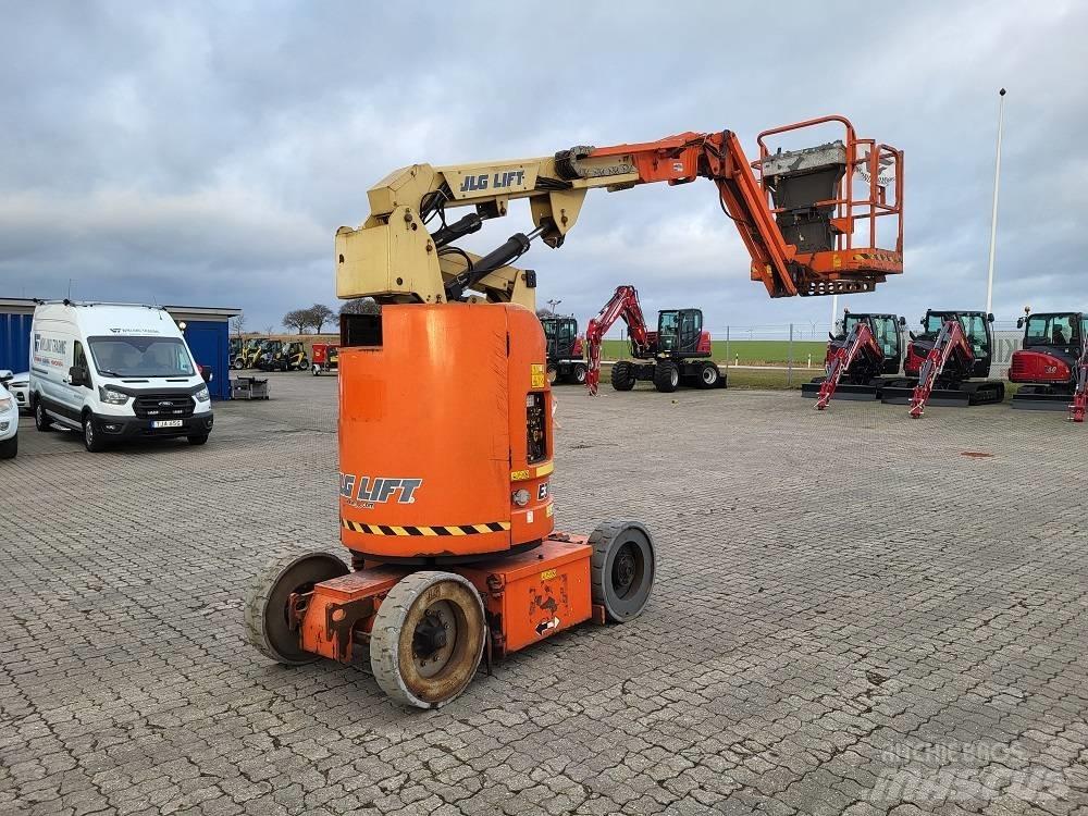 JLG E 300 AJP Колінчаті підйомники