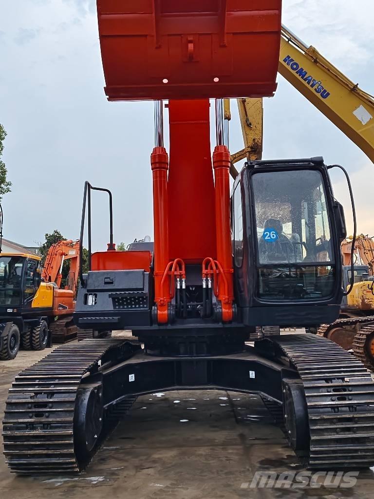 Hitachi ZX350 Гусеничні екскаватори